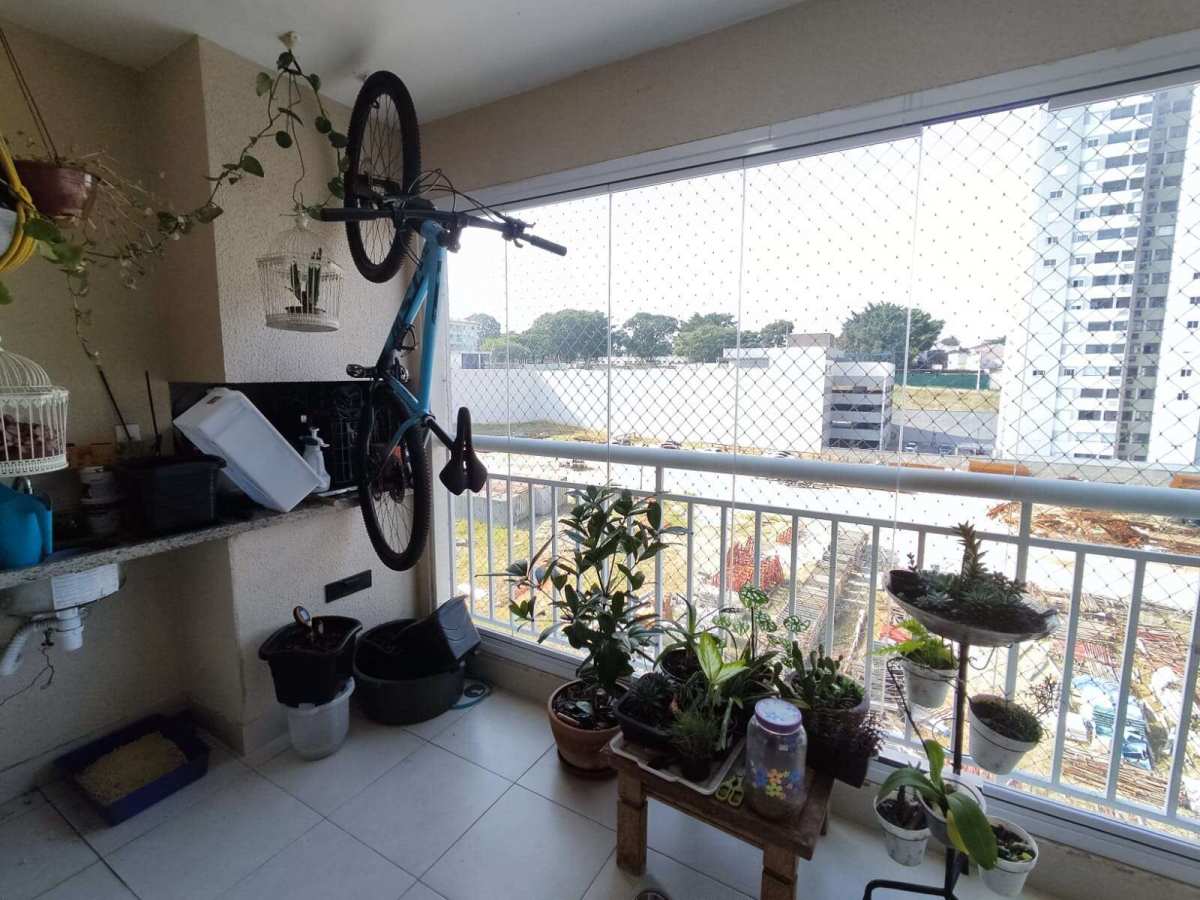  - Apartamento para alugar, no ROSSI MONTES,  em São José dos Campos, Vila Industrial, com 3 quartos, 99m²