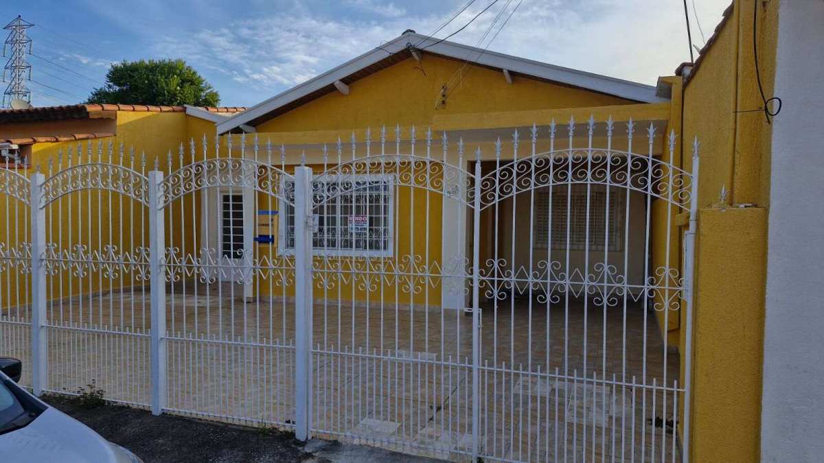 Casa à venda com 3 quartos - Vila Industrial,São José dos Campos
